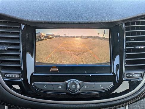 Used 2020 Chevrolet Trax LT w/ Driver Confidence Package image 12