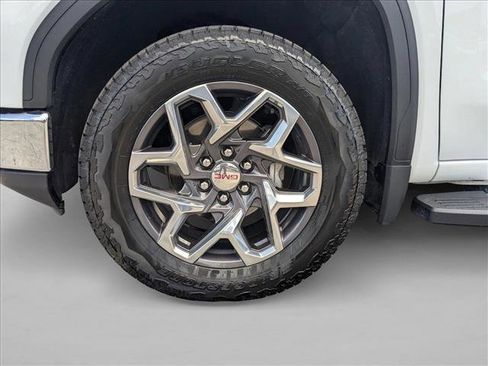 Used 2023 GMC Sierra 1500 SLT w/ SLT Premium Package image 23