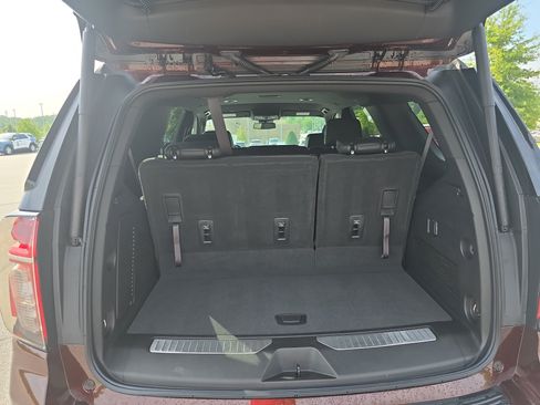 Used 2023 Chevrolet Tahoe Z71 w/ Max Trailering Package AWD/4WD image 12