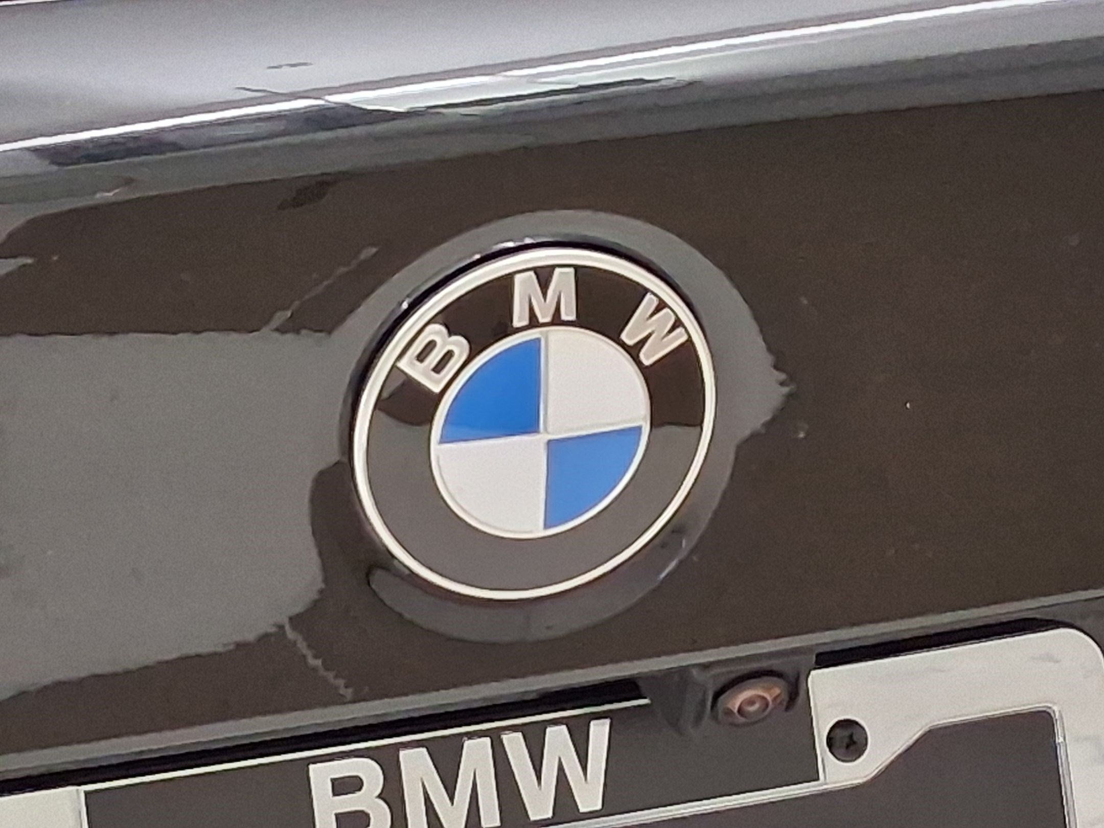 New 2026 BMW 330i Sedan w/ M Sport Package RWD image 19