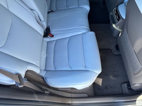 New 2026 Genesis GV70 2.5T Advanced AWD/4WD image 15