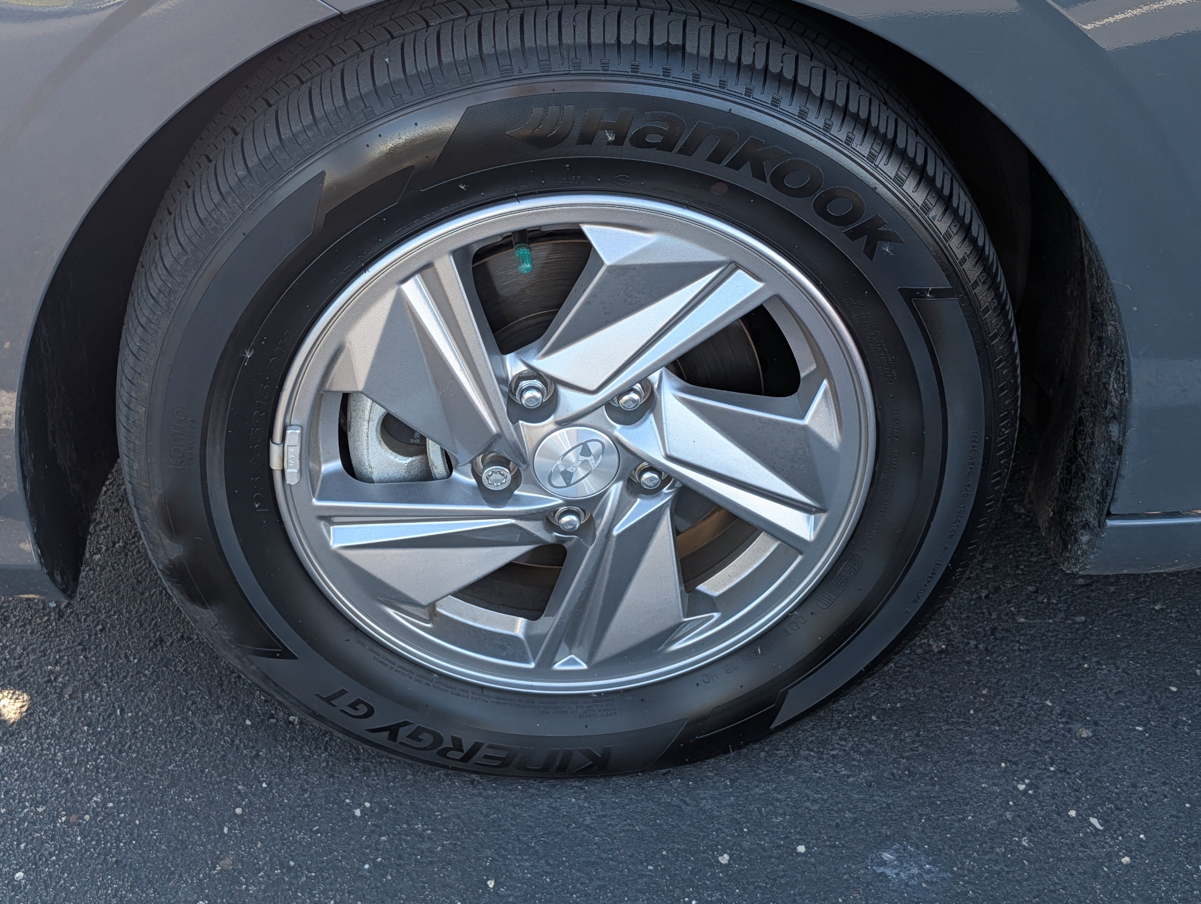 Used 2024 Hyundai Elantra SE FWD image 15