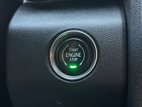 Certified 2024 GMC Acadia Elevation image 31