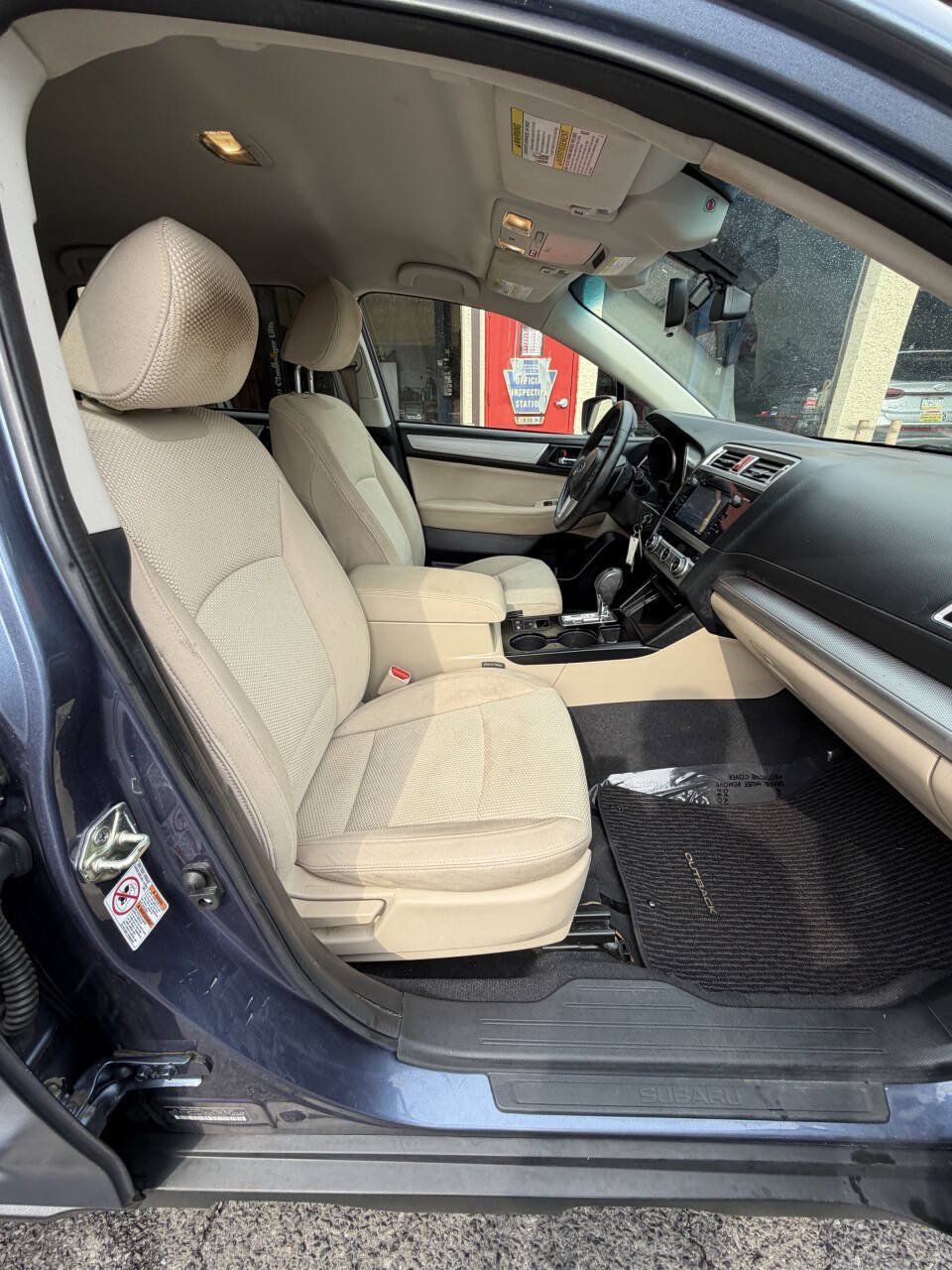 Used 2017 Subaru Outback 2.5i Premium AWD/4WD image 28