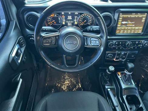 Used 2022 Jeep Wrangler Unlimited Sport AWD/4WD image 16