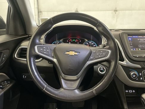 Used 2022 Chevrolet Equinox LT FWD image 5