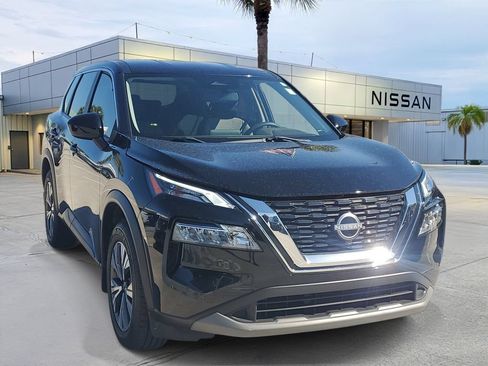 Certified 2023 Nissan Rogue SV FWD image 8