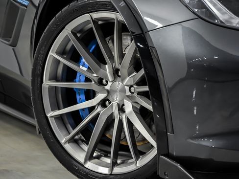 Used 2017 Chevrolet Corvette Grand Sport RWD image 4