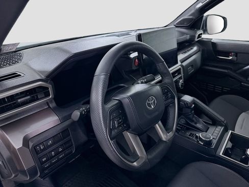 Used 2024 Toyota Tacoma TRD Sport w/ TRD Sport Upgrade Package image 9