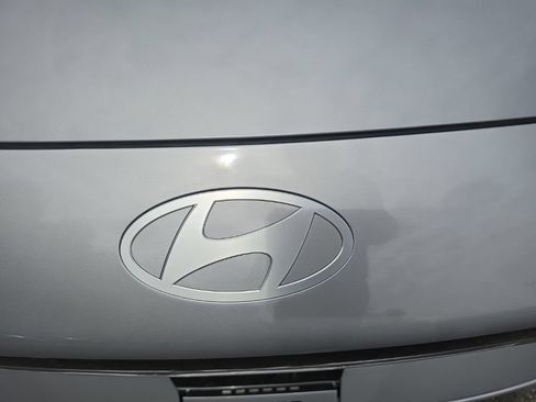 Used 2024 Hyundai Ioniq 6 SEL RWD image 6