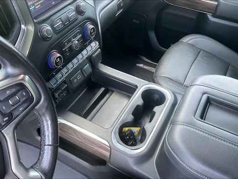 Used 2021 Chevrolet Silverado 1500 LT Trail Boss w/ Convenience Package II AWD/4WD image 19