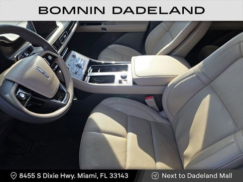 Used 2023 Lincoln Aviator Reserve image 18
