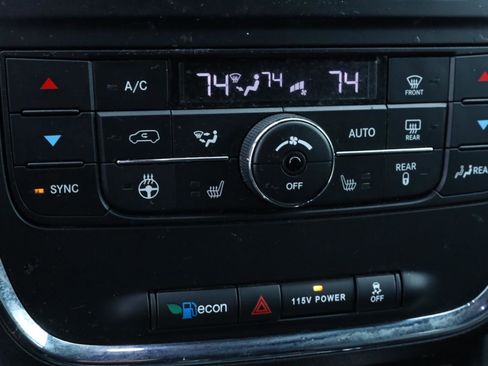 Used 2020 Dodge Grand Caravan GT image 11