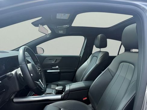 Used 2021 Mercedes-Benz GLA 250 4MATIC image 15