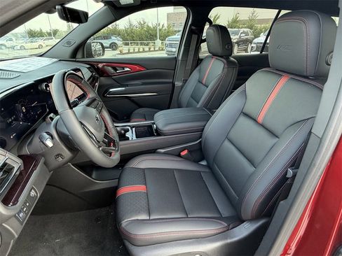 New 2026 Chevrolet Traverse RS image 21