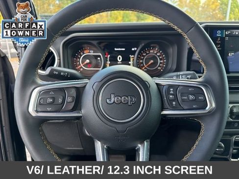 Used 2024 Jeep Wrangler Sahara image 14