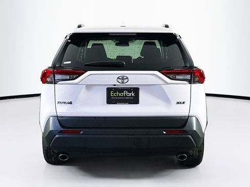 Used 2024 Toyota RAV4 XLE image 7