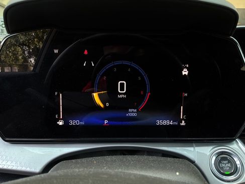 Used 2025 Chevrolet Trax LT w/ LT Convenience Package FWD image 37
