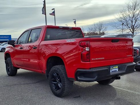 Used 2023 Chevrolet Silverado 1500 Custom Trail Boss w/ LPO, Dark Essentials Package image 7