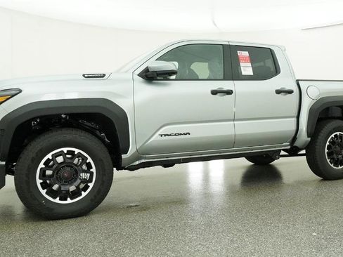 New 2026 Toyota Tacoma TRD Off-Road AWD/4WD image 14