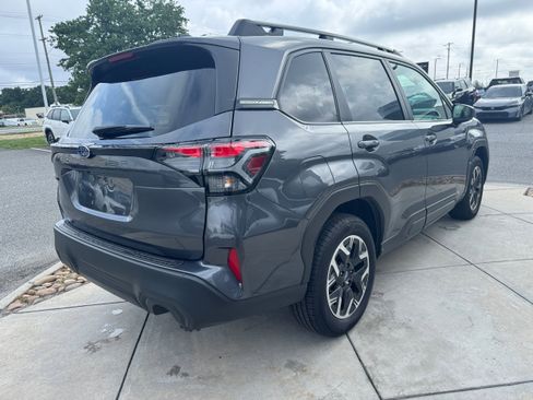 Used 2026 Subaru Forester Premium AWD/4WD image 6