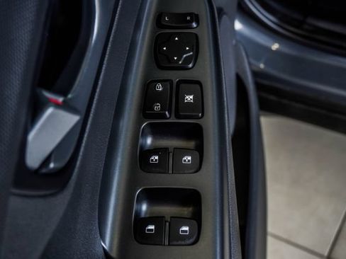 Used 2023 Hyundai Kona SEL FWD image 34