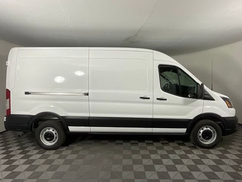 New 2026 Ford Transit 250 148 Medium Roof w/ Load Area Protection Package image 2