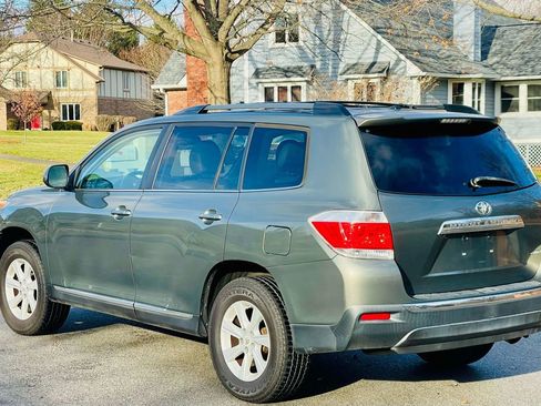 Used 2012 Toyota Highlander SE image 7