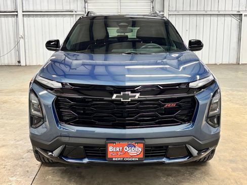 Used 2026 Chevrolet Equinox RS FWD image 2