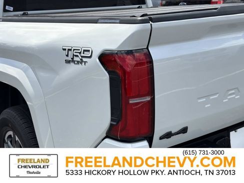 Used 2024 Toyota Tacoma TRD Sport w/ TRD Sport Upgrade Package AWD/4WD image 12