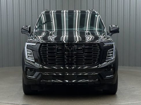 Used 2026 GMC Yukon Denali w/ Sun & Power Step Package AWD/4WD image 8