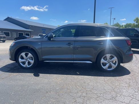 Used 2023 Audi Q5 2.0T Premium Plus AWD/4WD image 3