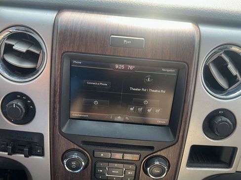 Used 2014 Ford F150 Lariat w/ Equipment Group 502A Luxury AWD/4WD image 23
