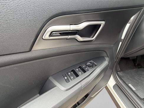New 2027 Kia Sportage LX FWD image 10