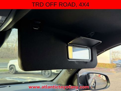Used 2024 Toyota Tacoma TRD Off-Road AWD/4WD image 30