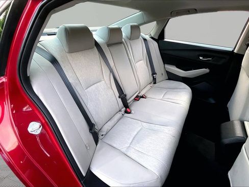 Used 2023 Honda Accord EX image 19