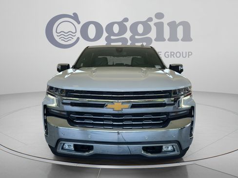 Used 2022 Chevrolet Silverado 1500 LTZ w/ Safety Package II AWD/4WD image 8