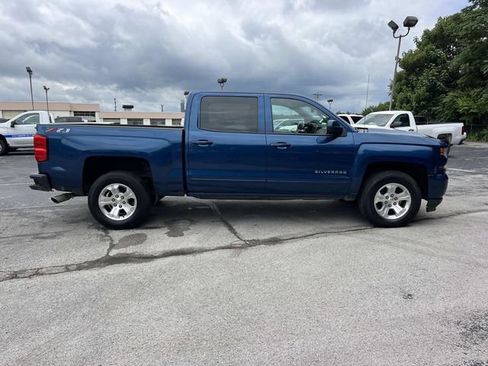 Used 2018 Chevrolet Silverado 1500 LT w/ All Star Edition AWD/4WD image 2