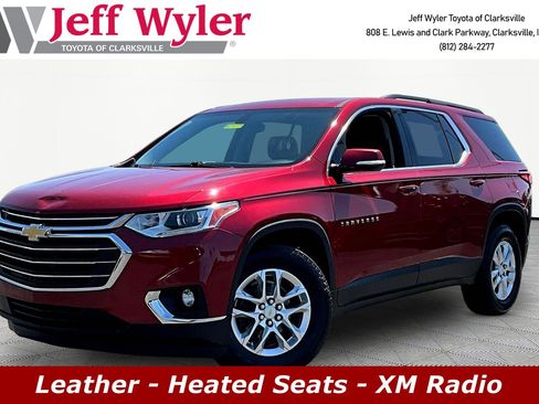 Used 2019 Chevrolet Traverse LT w/ LPO, Cargo Package FWD image 1
