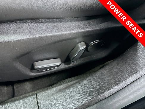 Used 2016 Ford Fusion Titanium image 32