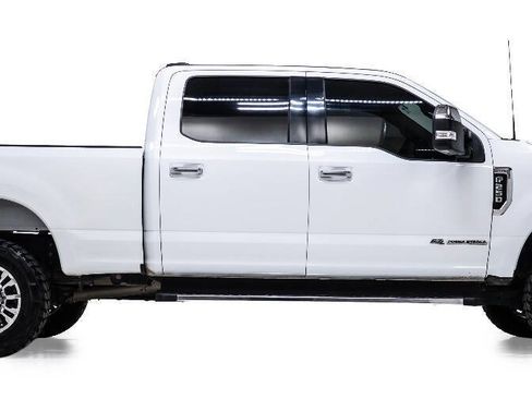 Used 2022 Ford F250 XLT w/ XLT Premium Package AWD/4WD image 5