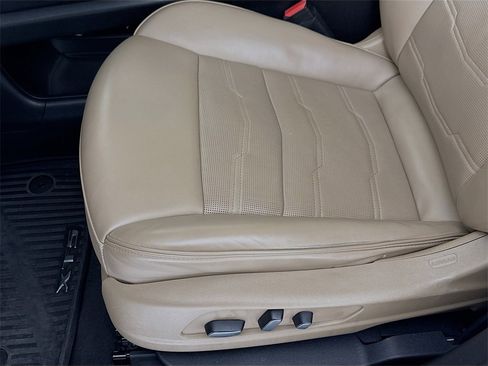 Used 2020 Cadillac XT5 Sportv w/ Platinum Package image 13