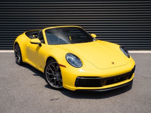 Certified 2023 Porsche 911 Carrera 4S AWD/4WD image 24