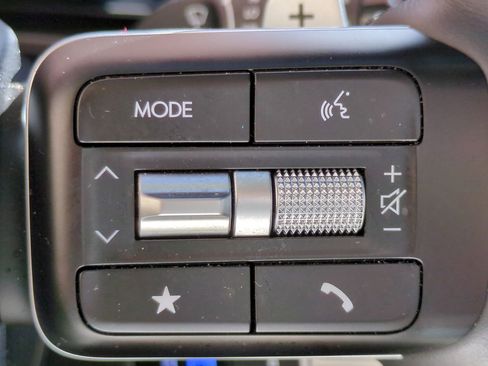 Used 2025 Hyundai Santa Fe XRT image 26