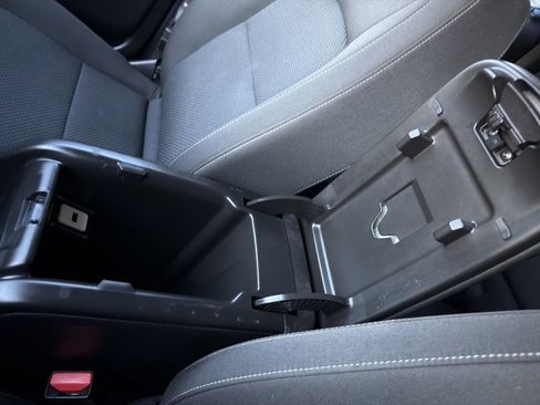 Used 2016 Chevrolet Colorado LT w/ LT Convenience Package image 46