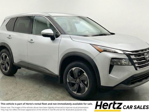 Used 2025 Nissan Rogue SV AWD/4WD image 1