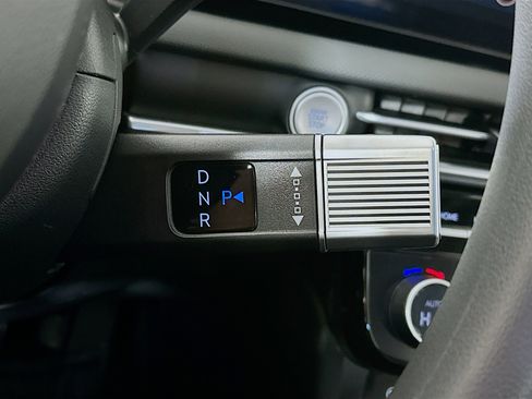 New 2026 Hyundai Tucson Blue SE image 16