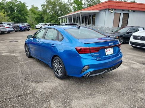 Used 2022 Kia Forte GT-Line w/ GT-Line Premium Package FWD image 3