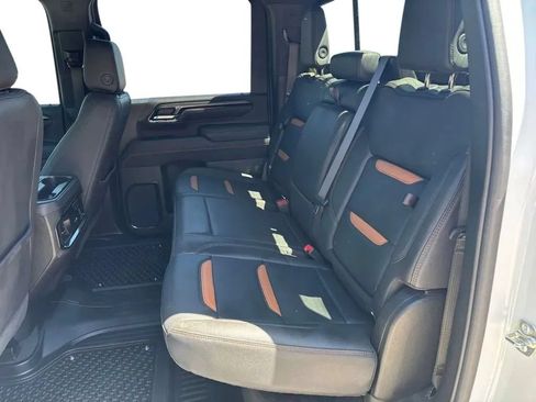 Used 2025 GMC Sierra 2500 AT4 w/ AT4 Premium Plus Package AWD/4WD image 28