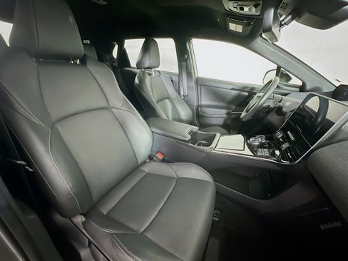 Used 2023 Subaru Solterra AWD image 30